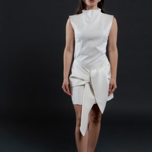 vestido de rayas verticales elegante