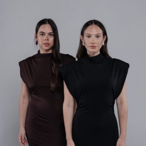 Vestido hombreras negro y marrón